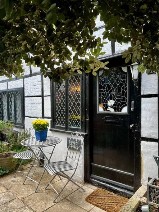 15Th Century Tiny Character Cottage-Henley Centre エクステリア 写真