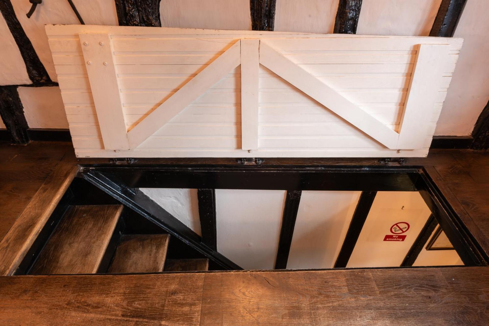 15Th Century Tiny Character Cottage-Henley Centre エクステリア 写真